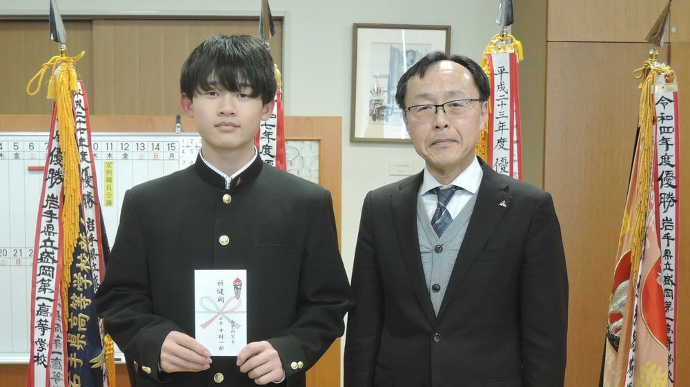 贈呈式の様子06