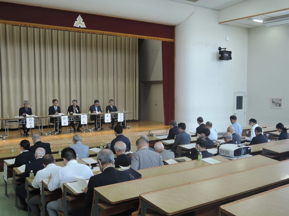 年次会議の様子02