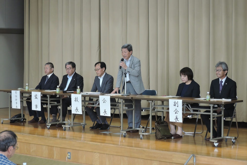 年次会議の様子02