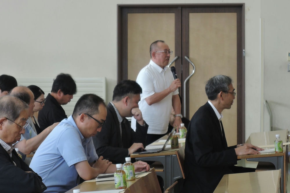 年次会議の様子01