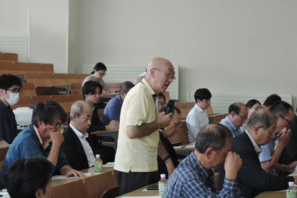 年次会議の様子02